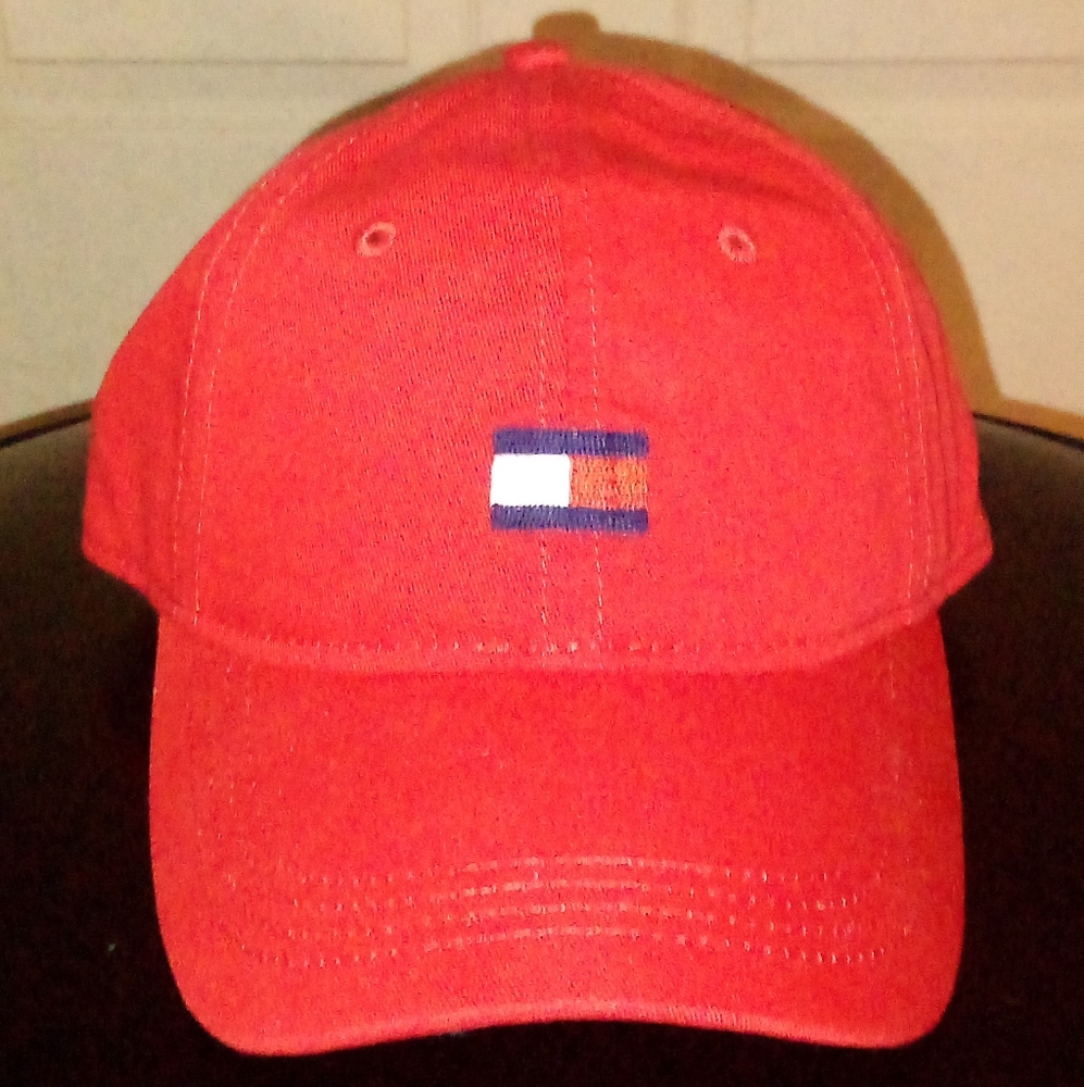 BNWT Tommy Hilfiger Baseball Hat